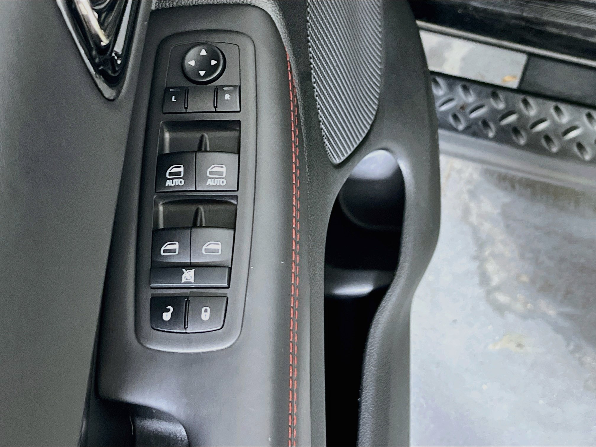 Used 2023 Dodge Durango GT AWD/4WD image 18