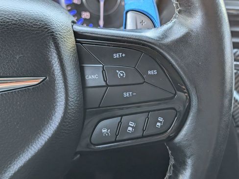 Used 2015 Chrysler 300 Limited w/ 300 Premium Group image 17