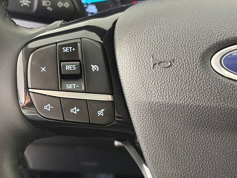Certified 2022 Ford Escape SE w/ SE Sport Appearance Package AWD/4WD image 17