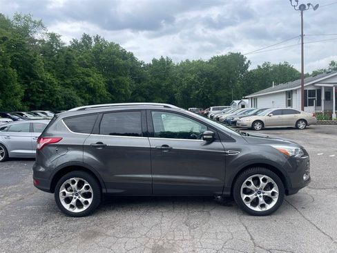 Used 2015 Ford Escape Titanium w/ Equipment Group 301A AWD/4WD image 4
