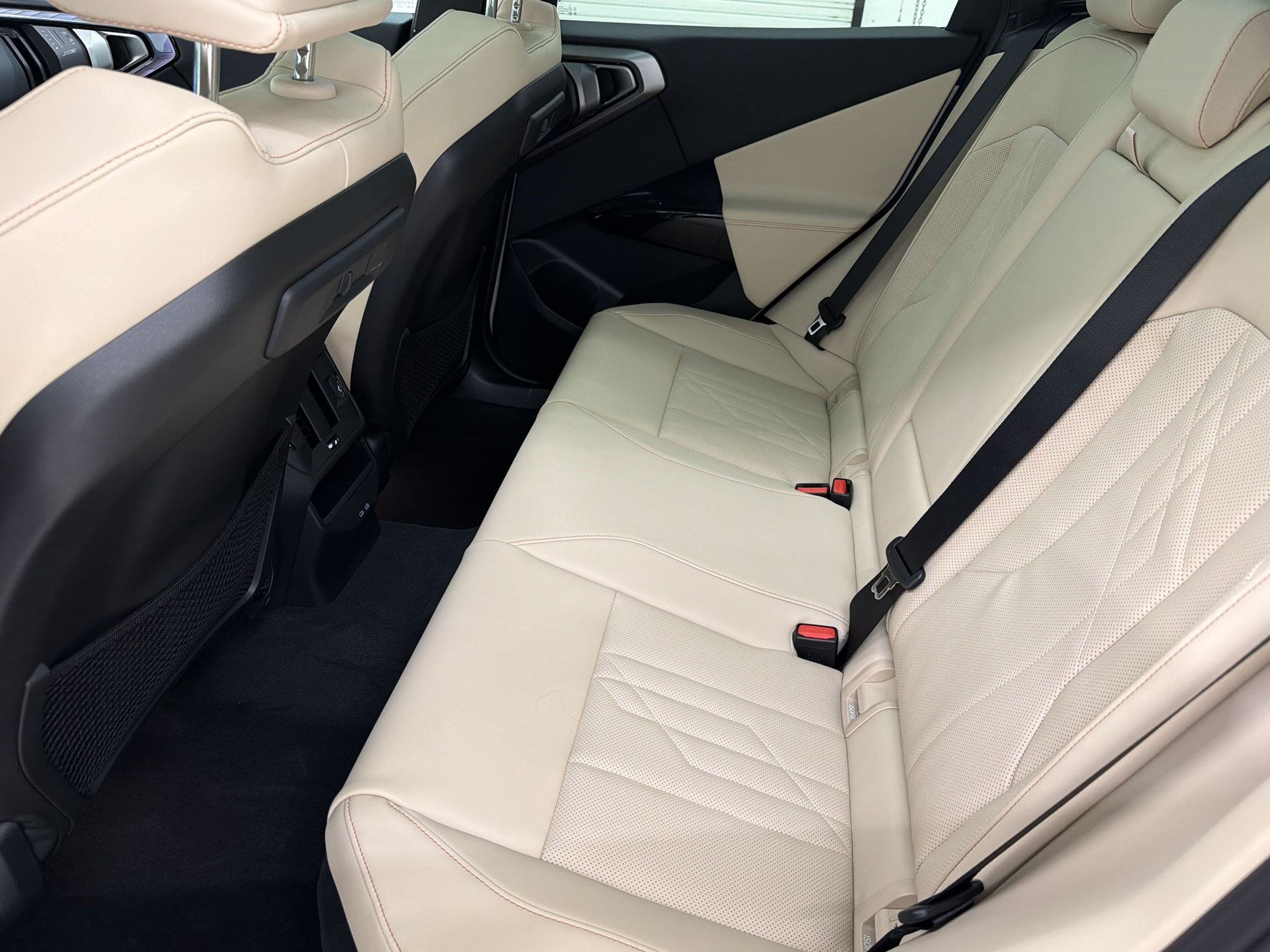 New 2026 BMW X3 xDrive30i w/ Premium Package AWD/4WD image 14