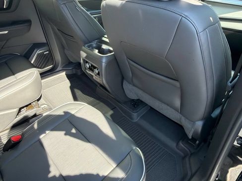 Used 2025 Buick Enclave Preferred w/ LPO, Floor Liner Package FWD image 30