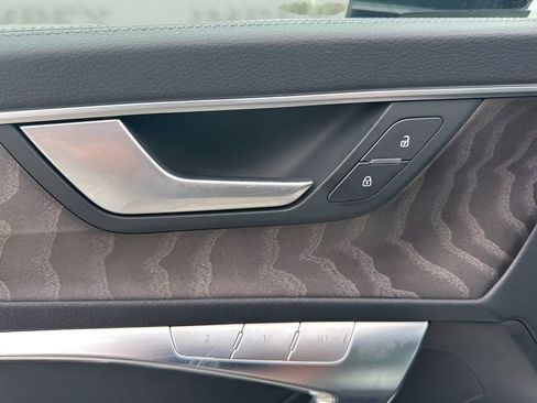 Used 2024 Audi A6 Premium Plus image 11