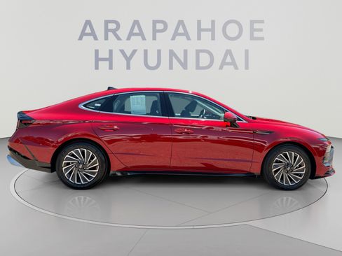 Used 2025 Hyundai Sonata Limited FWD image 6