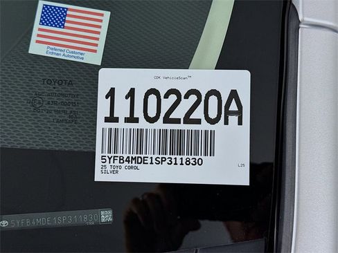 Certified 2025 Toyota Corolla LE image 30