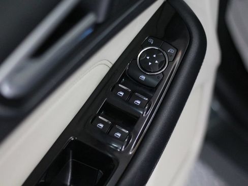 Used 2015 Ford Edge Titanium w/ Equipment Group 302A AWD/4WD image 50