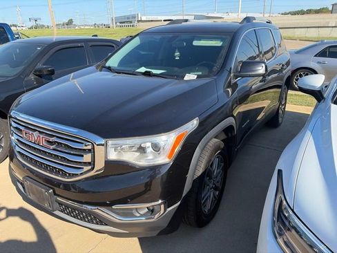 Used 2018 GMC Acadia SLE w/ LPO, Black Accent Package AWD/4WD image 5