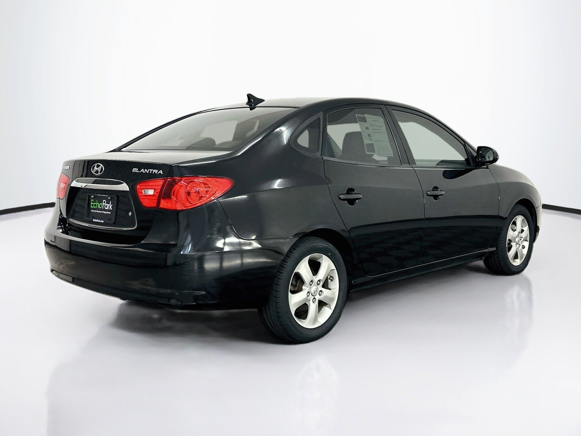 Used 2010 Hyundai Elantra SE FWD image 9