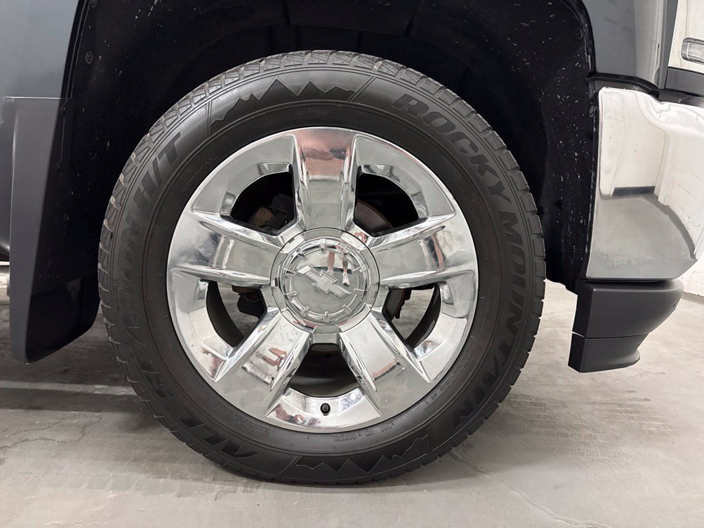 Used 2017 Chevrolet Silverado 1500 LTZ w/ Sport Package AWD/4WD image 43