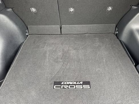 Certified 2024 Toyota Corolla Cross AWD Hybrid image 14