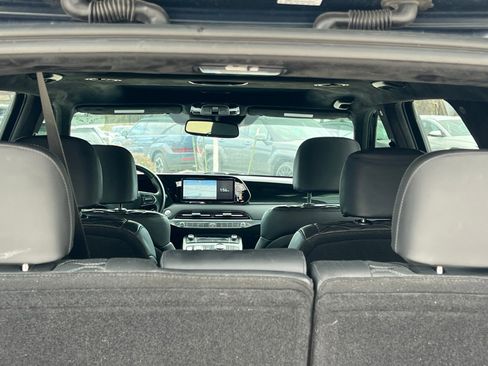 Used 2022 Hyundai Palisade Calligraphy image 16