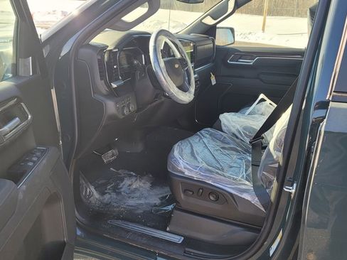 New 2026 Chevrolet Silverado 1500 LT image 18