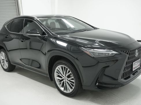 Used 2023 Lexus NX 350h AWD w/ Premium Package image 3