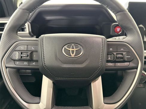 Certified 2026 Toyota 4Runner TRD Off-Road Premium image 17