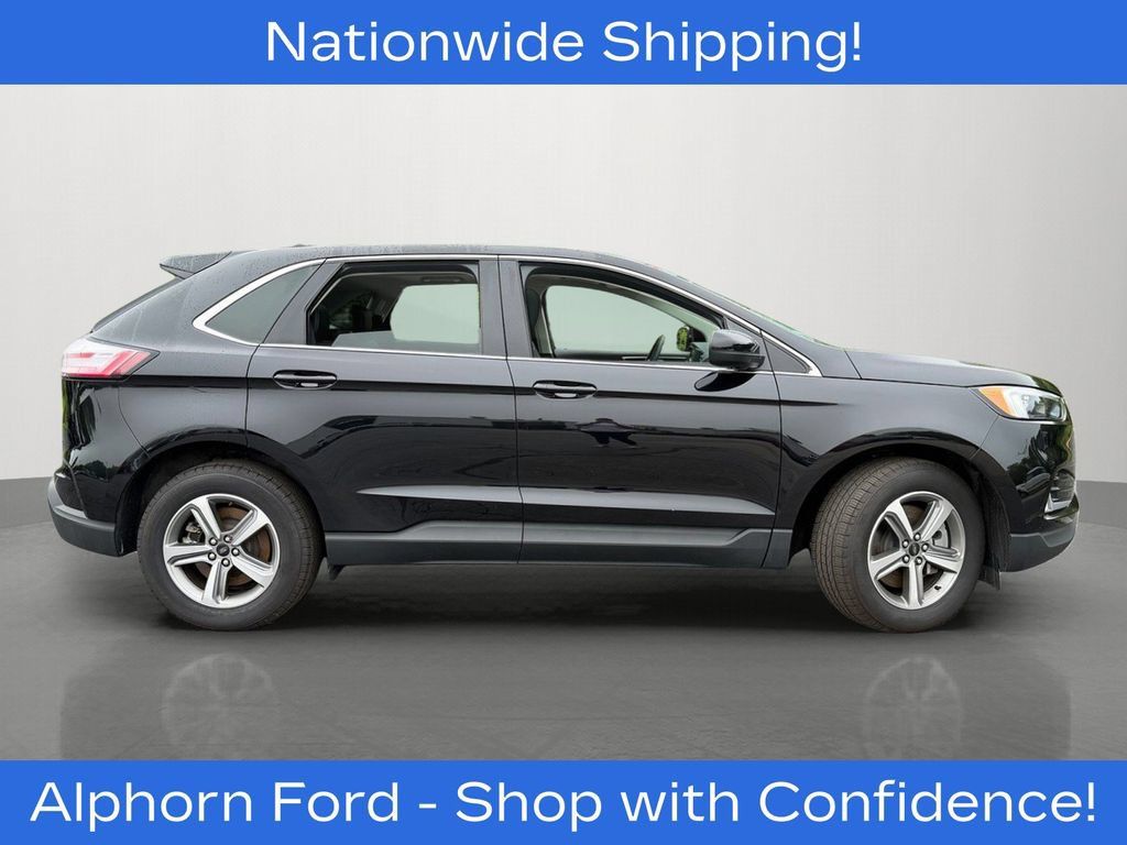 Certified 2024 Ford Edge SEL w/ Convenience Package AWD/4WD image 2