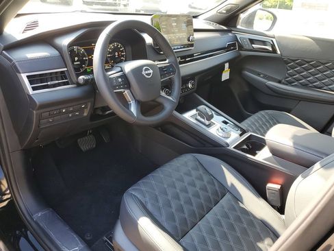 New 2026 Nissan Rogue Platinum AWD/4WD image 21