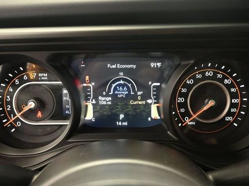 Used 2025 Jeep Gladiator Sport AWD/4WD image 6