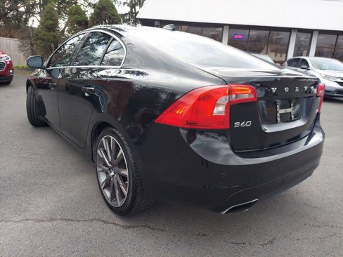 Used 2015 Volvo S60 T5 Premier w/ Climate Package image 6