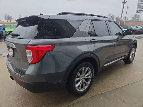 Used 2023 Ford Explorer XLT w/ Equipment Group 202A image 11