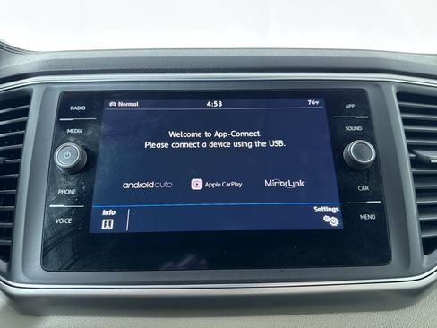 Used 2018 Volkswagen Atlas SE AWD/4WD image 14