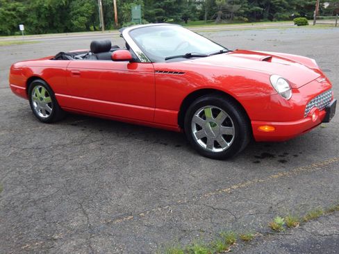 Used 2002 Ford Thunderbird RWD image 13