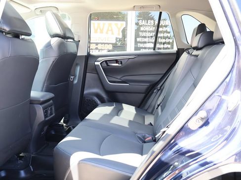 Used 2023 Toyota RAV4 XLE Premium AWD/4WD image 25