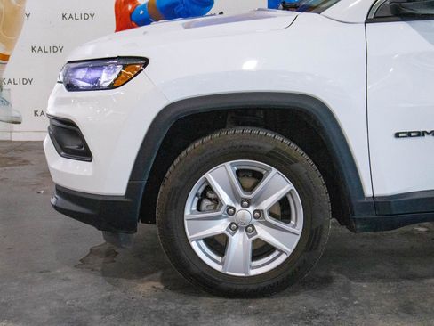 Used 2022 Jeep Compass Latitude AWD/4WD image 15