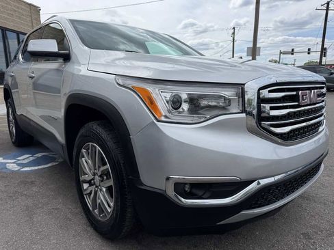 Used 2019 GMC Acadia SLE AWD/4WD image 3