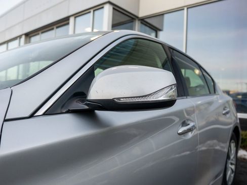 Used 2015 INFINITI Q50 Premium w/ Navigation Package image 10