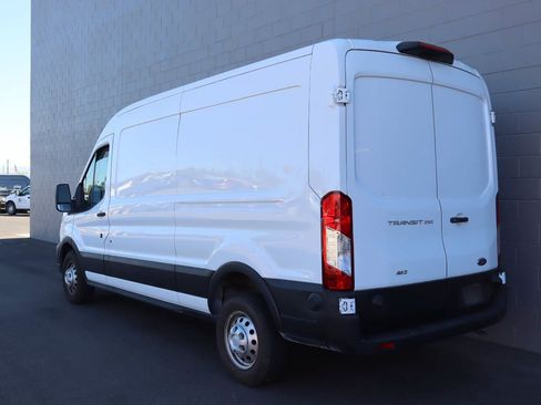 Used 2024 Ford Transit 250 148 Medium Roof Extended AWD image 3