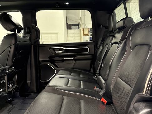 Used 2022 RAM 1500 Laramie image 9