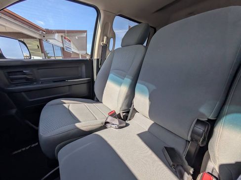 Used 2016 RAM 2500 Tradesman w/ Chrome Appearance Group AWD/4WD image 26