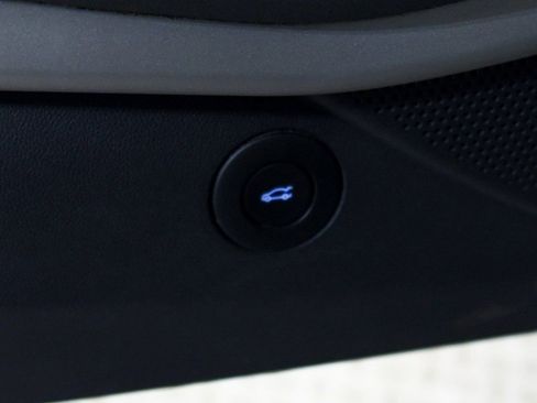 Used 2017 Chevrolet Camaro LT w/ RS Package image 16