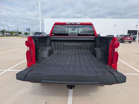 Used 2023 Chevrolet Silverado 1500 ZR2 w/ Technology Package AWD/4WD image 30
