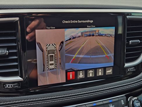 New 2026 Chrysler Pacifica Select image 18