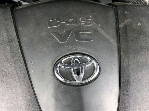 Used 2017 Toyota Sienna SE image 33