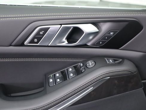 Used 2026 BMW X5 sDrive40i w/ Parking Assistance Package RWD image 25