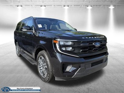 Used 2025 Ford Expedition Active