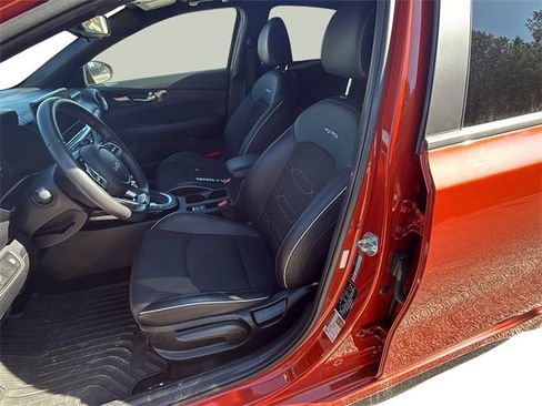 Used 2022 Kia Forte GT-Line w/ GT-Line Premium Package image 22