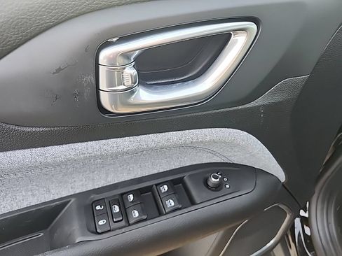 New 2026 Jeep Compass Latitude AWD/4WD image 21