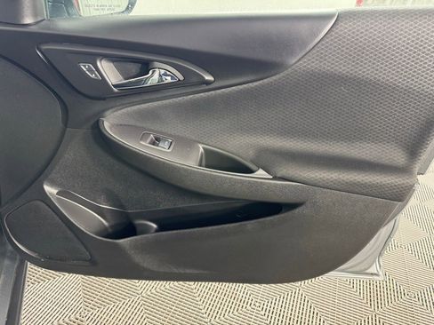 Used 2024 Chevrolet Malibu LT image 32