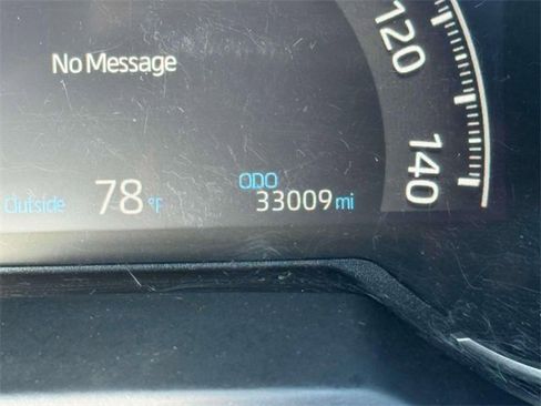 Used 2022 Toyota RAV4 SE image 27