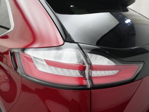 Used 2024 Ford Edge SEL w/ Convenience Package image 33