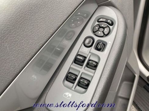 Used 2008 Dodge Ram 1500 Truck SLT image 16