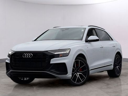 Used 2019 Audi Q8 Prestige w/ Luxury Package AWD/4WD image 1