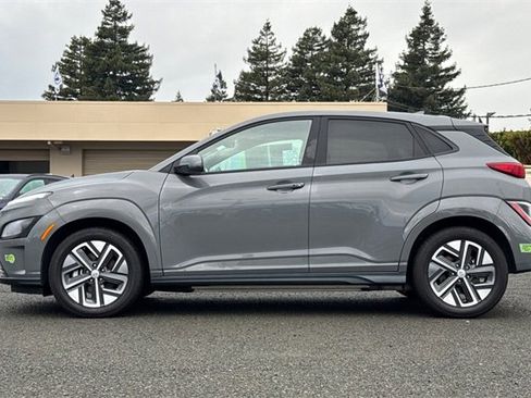 Certified 2023 Hyundai Kona SE image 10