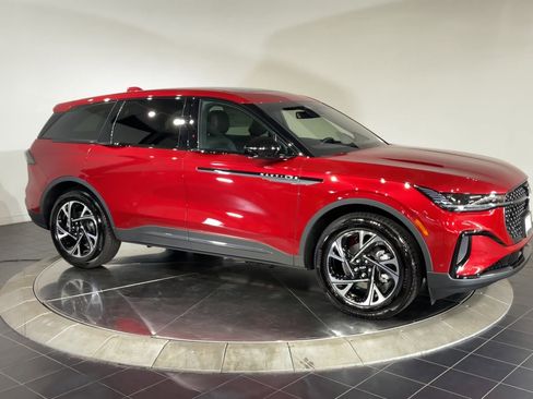 New 2024 Lincoln Nautilus Premier w/ Equipment Group 102A image 7