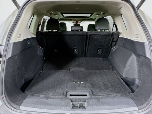 Used 2023 Nissan Rogue SL w/ SL Premium Package FWD image 30
