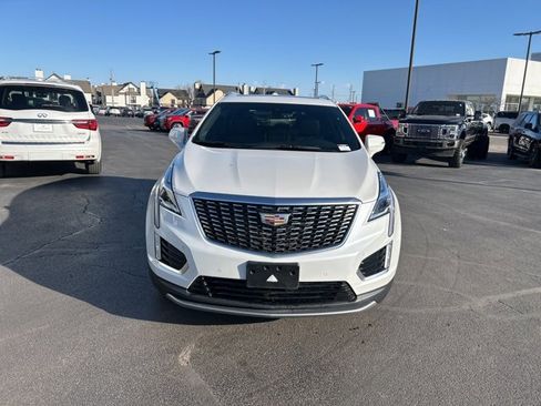 Used 2021 Cadillac XT5 Premium Luxury w/ LPO, Floor Liner Package image 3