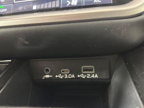 Certified 2023 Subaru Outback Limited AWD/4WD image 15